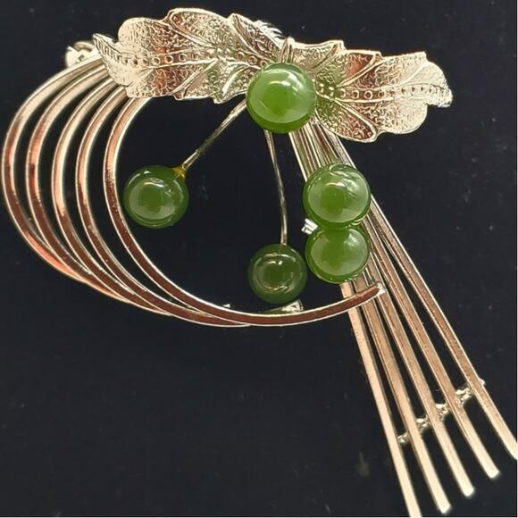 Jade Abstract Brooch Silver Tone Leaf Pin Green Stone Vintage 1960s Modernist - Picture 3 of 9